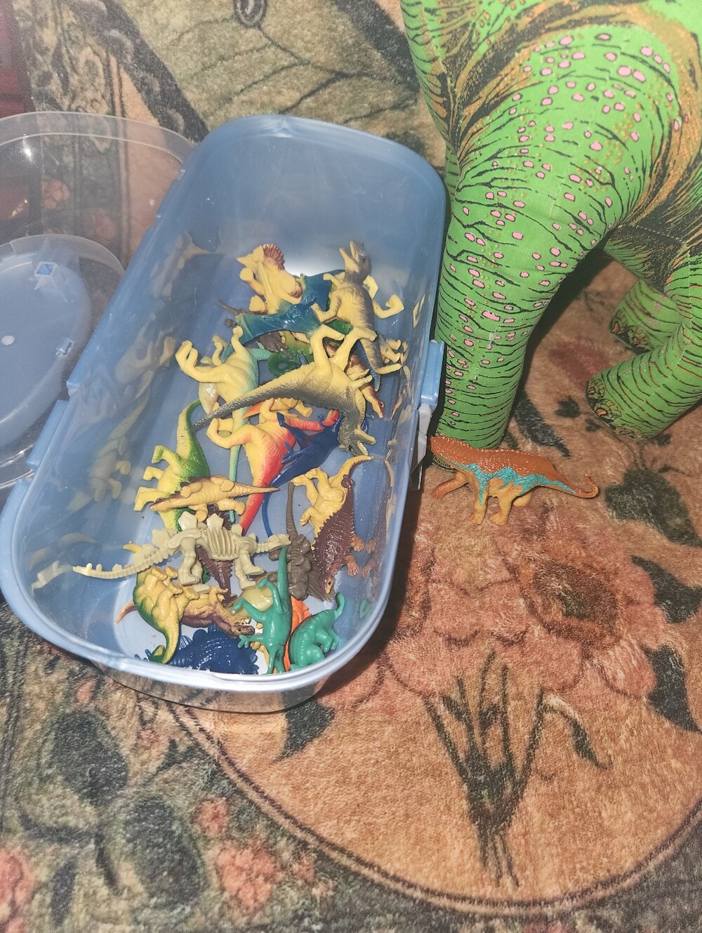 Kids Dinosaur Toys Lot - Picture 2 of 4